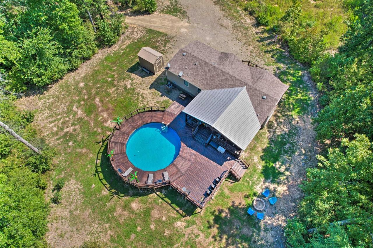 Pet-Friendly Home With Pool In Broken Bow! Extérieur photo