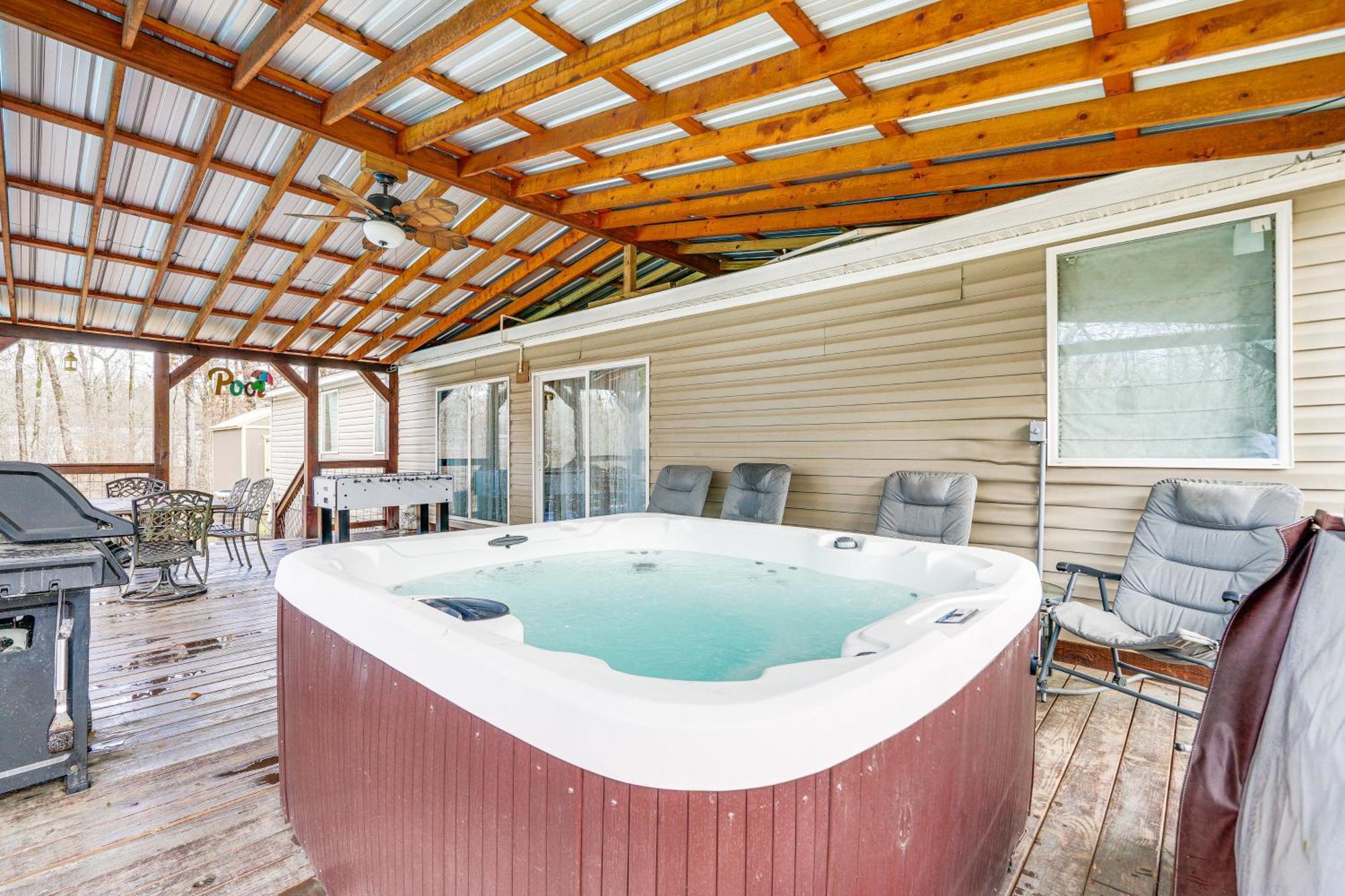 Pet-Friendly Home With Pool In Broken Bow! Extérieur photo